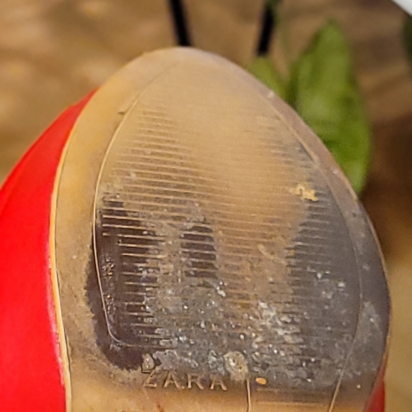 Zara, red leather peep toe platform 8.5 heal - Picture 7 of 10